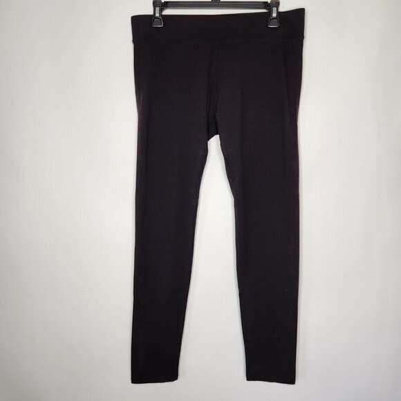 Hue Pleated Slacks - Picture 1 of 4